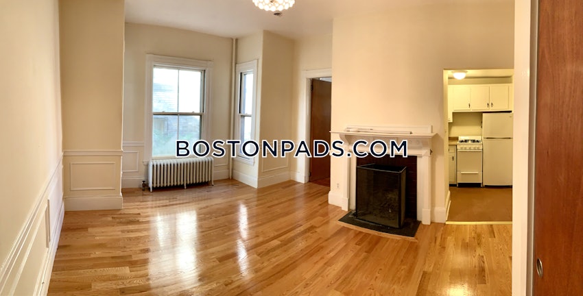 CAMBRIDGE - HARVARD SQUARE - 1 Bed, 1 Bath - Image 16