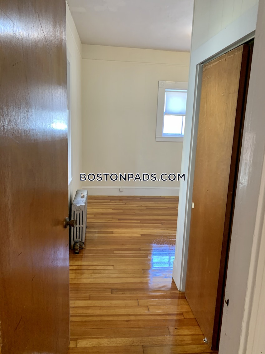 CAMBRIDGE - HARVARD SQUARE - 1 Bed, 1 Bath - Image 13