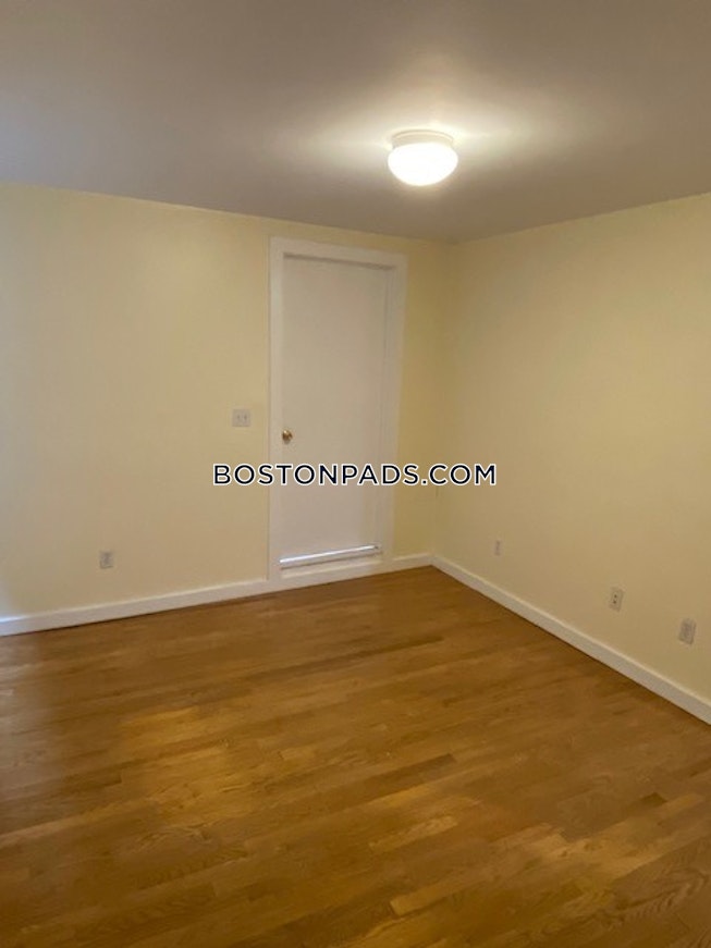 Boston - $2,870+ /mo