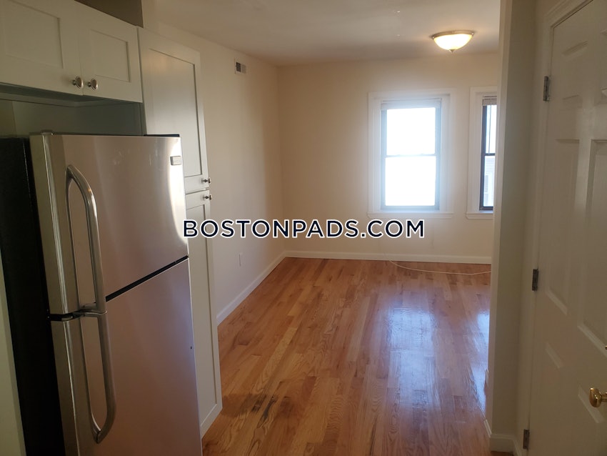 BOSTON - DORCHESTER - SAVIN HILL - 3 Beds, 1 Bath - Image 5