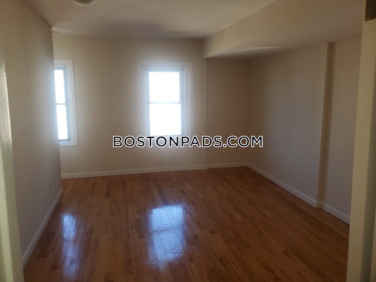 Dorchester Ave., Boston