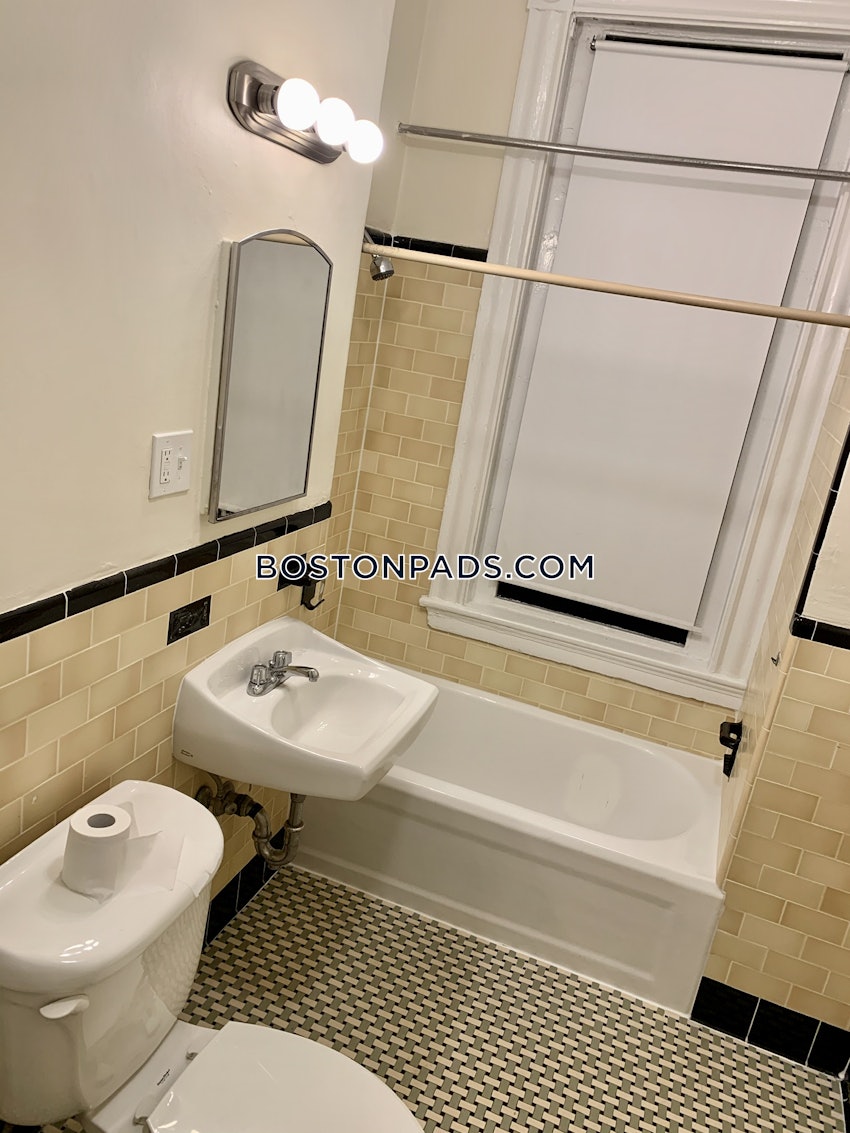 BOSTON - BACK BAY - 2 Beds, 1 Bath - Image 32