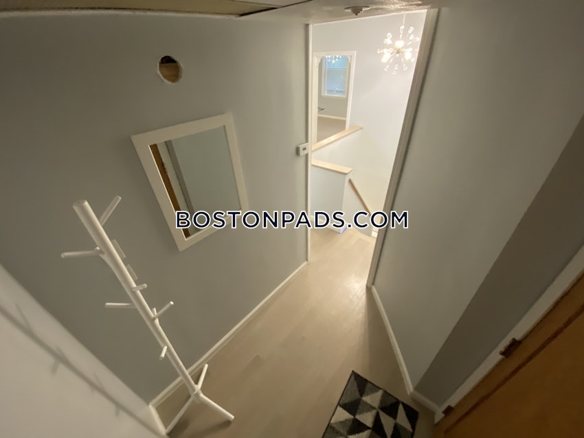 BOSTON - ALLSTON/BRIGHTON BORDER - 3 Beds, 2 Baths - Image 15