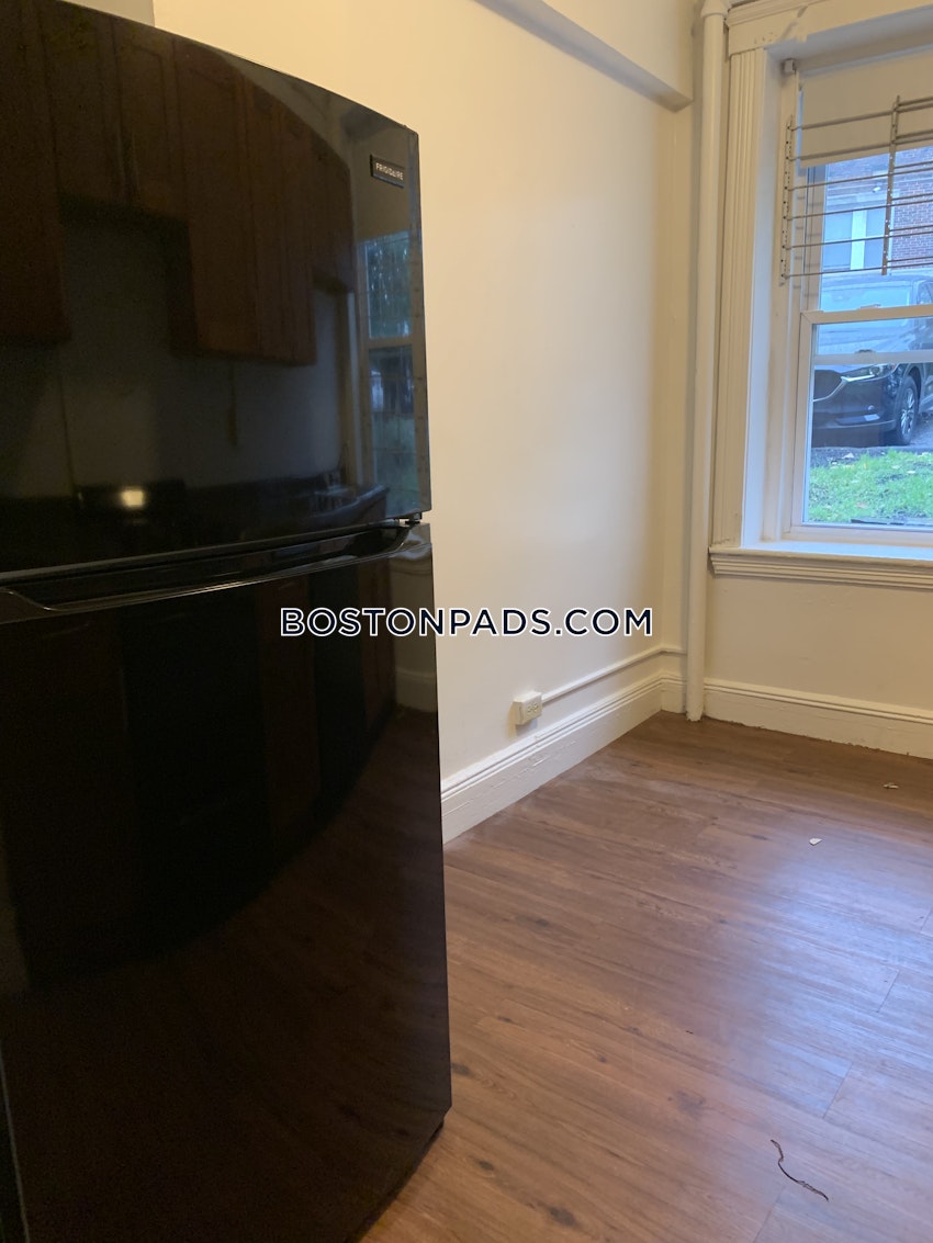 BOSTON - BRIGHTON - CLEVELAND CIRCLE - 1 Bed, 1 Bath - Image 19