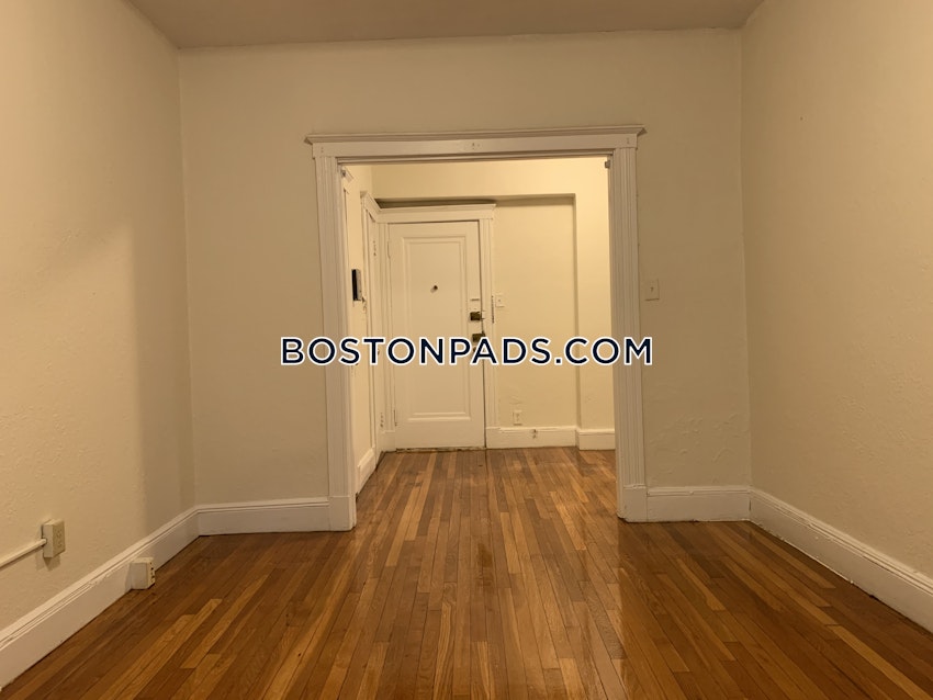 BOSTON - BRIGHTON - CLEVELAND CIRCLE - 1 Bed, 1 Bath - Image 14