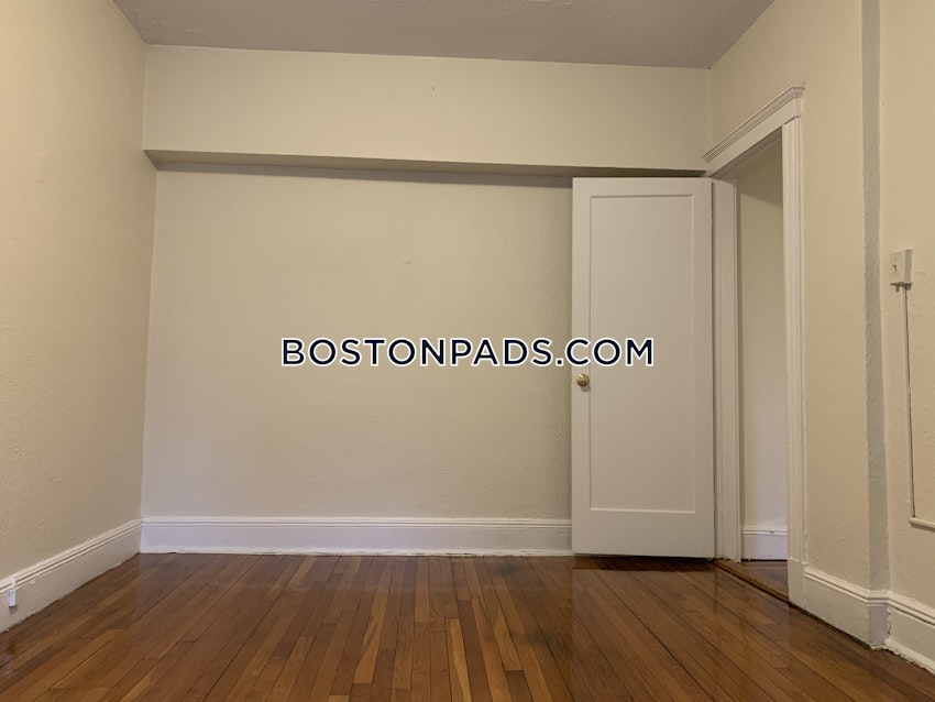 BOSTON - BRIGHTON - CLEVELAND CIRCLE - 1 Bed, 1 Bath - Image 12