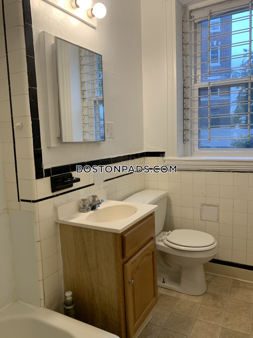 BOSTON - BRIGHTON - CLEVELAND CIRCLE - 1 Bed, 1 Bath - Image 65