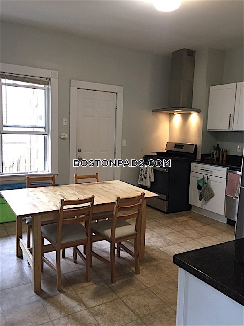 CAMBRIDGE - CENTRAL SQUARE/CAMBRIDGEPORT - 2 Beds, 1 Bath - Image 3