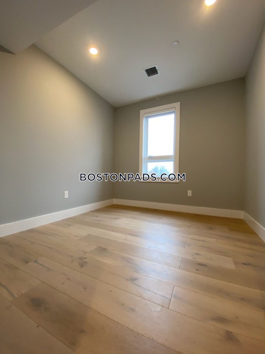 SOMERVILLE - UNION SQUARE - 3 Beds, 2.5 Baths - Image 11