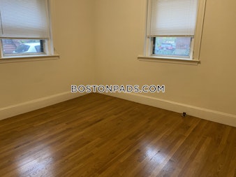 Lakeville Rd. Boston