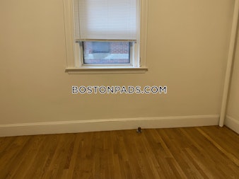 Lakeville Rd. Boston