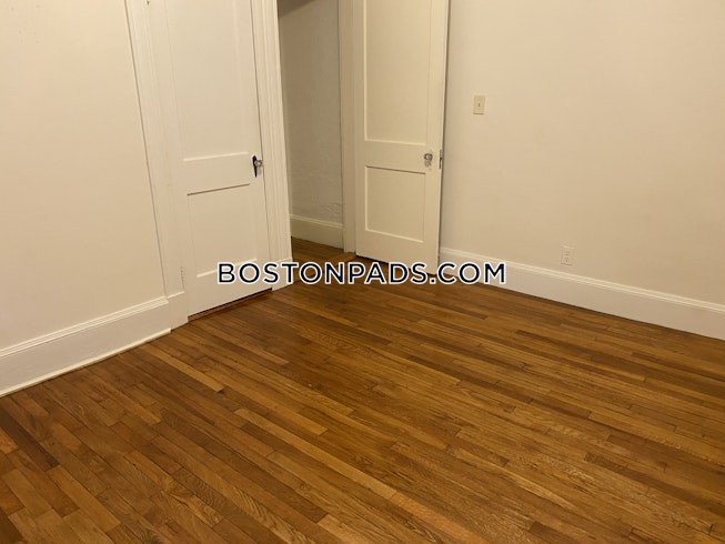 Boston - $2,700+ /mo
