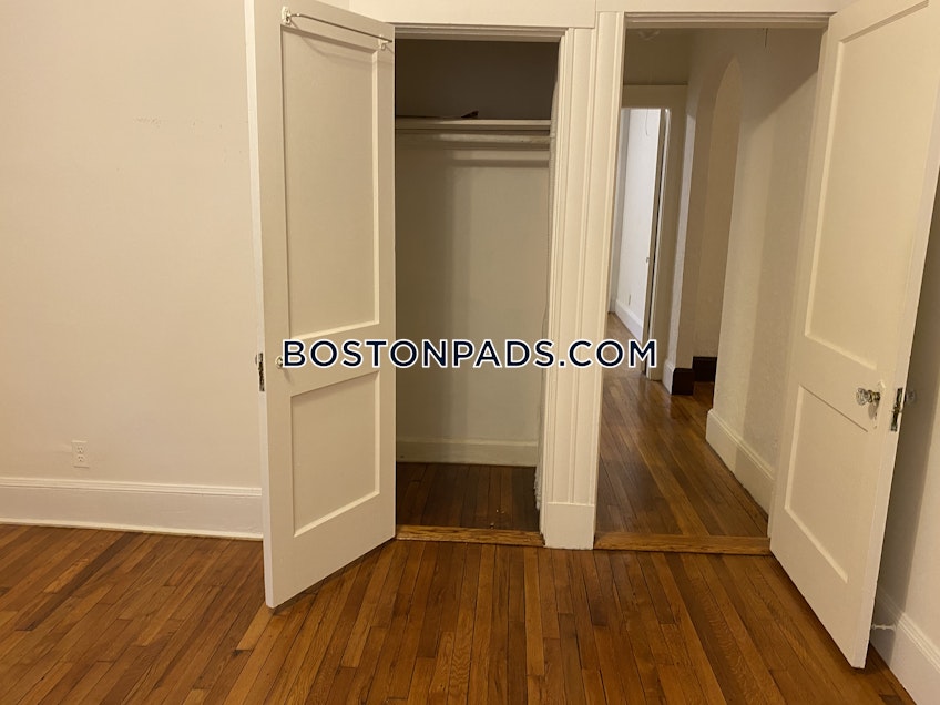 Boston - $2,700+ /month