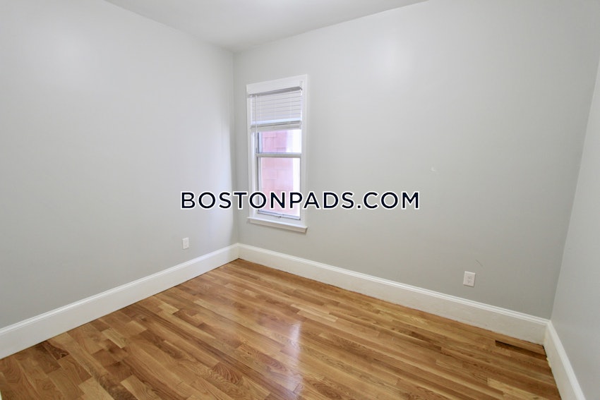 BOSTON - EAST BOSTON - EAGLE HILL - 4 Beds, 2 Baths - Image 8