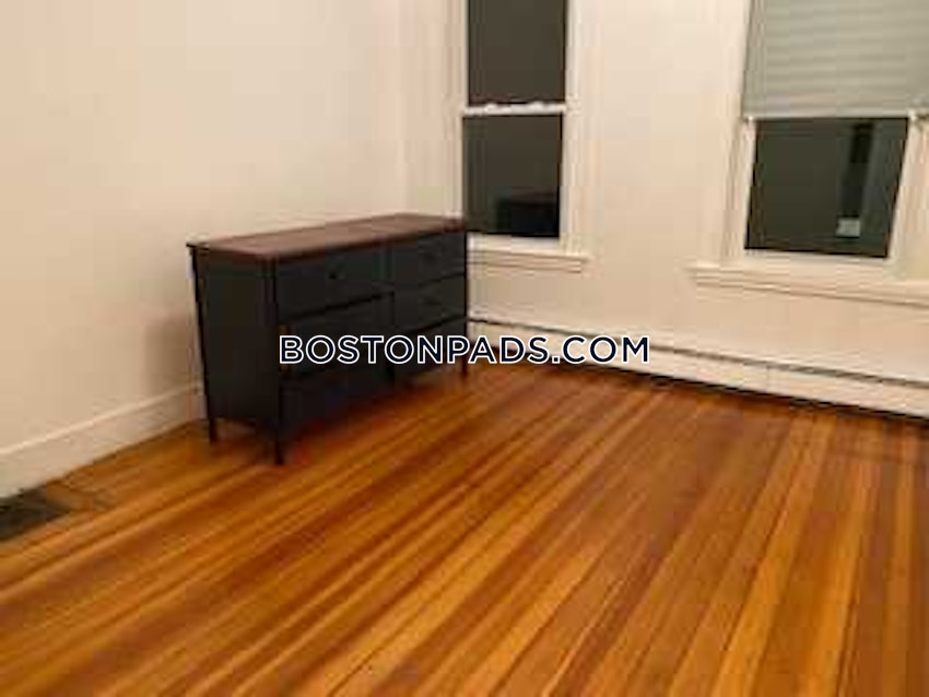 BOSTON - DORCHESTER - SAVIN HILL - 3 Beds, 1.5 Baths - Image 23