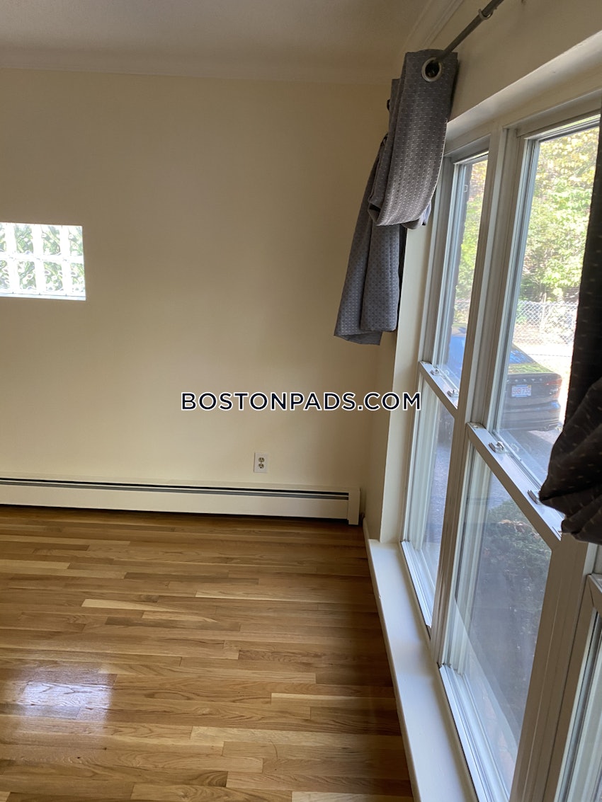 BROOKLINE- BOSTON UNIVERSITY - 5 Beds, 3 Baths - Image 44