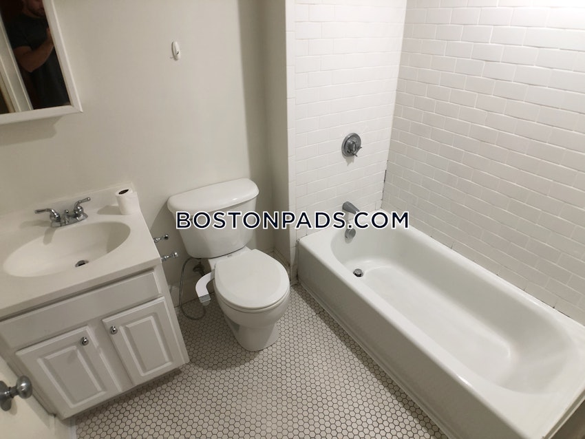 BOSTON - FENWAY/KENMORE - 2 Beds, 2 Baths - Image 41