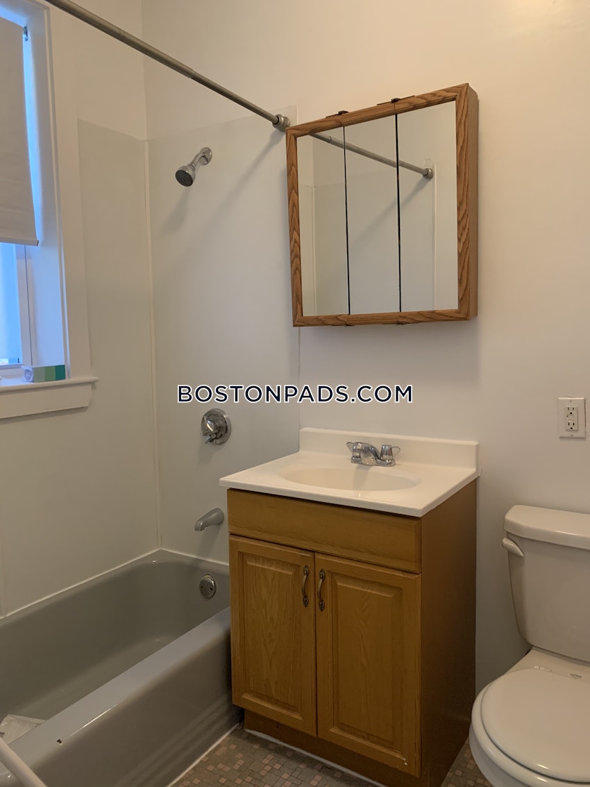 BROOKLINE- WASHINGTON SQUARE - 2 Beds, 1 Bath - Image 29