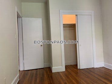 Brookline - 2 Beds, 1 Baths