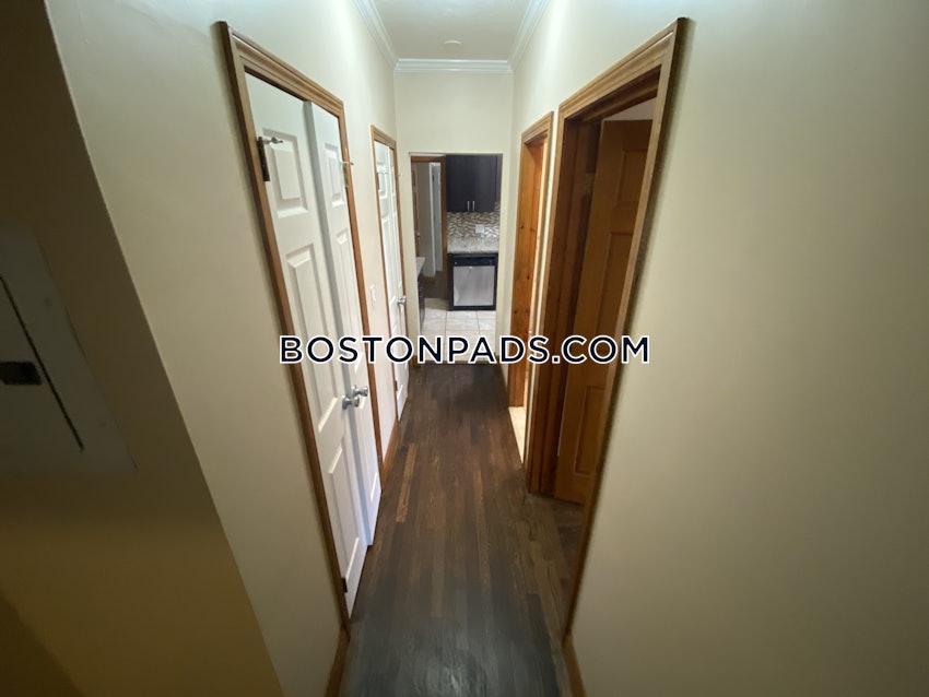 BOSTON - ROXBURY - 4 Beds, 1 Bath - Image 58