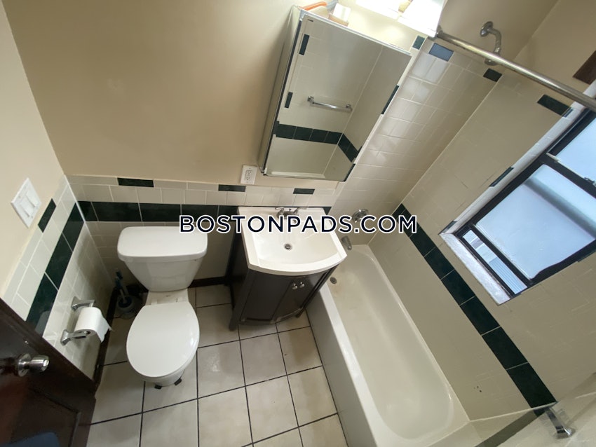 BOSTON - ROXBURY - 4 Beds, 1.5 Baths - Image 73