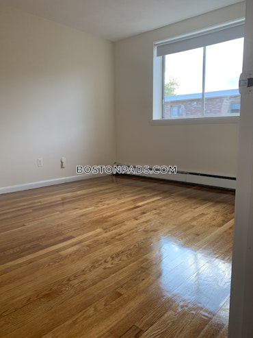 Boston - 1 Beds, 1 Baths