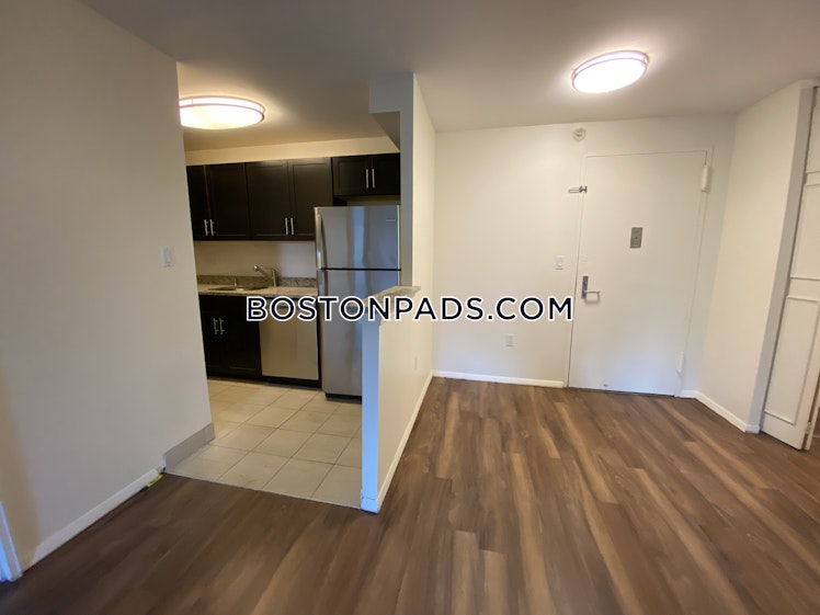 Freeman St., Brookline