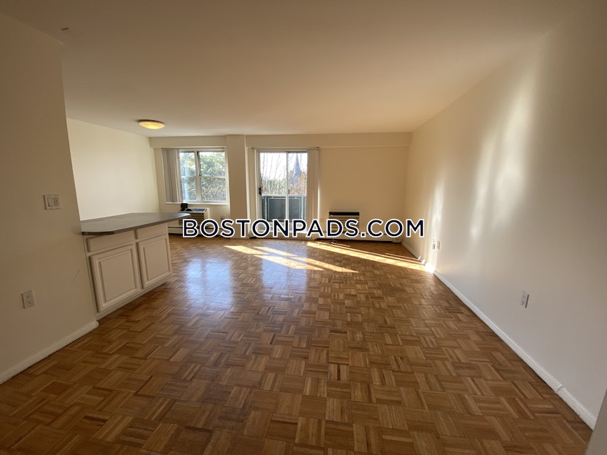 BROOKLINE- BOSTON UNIVERSITY - 3 Beds, 1.5 Baths - Image 14