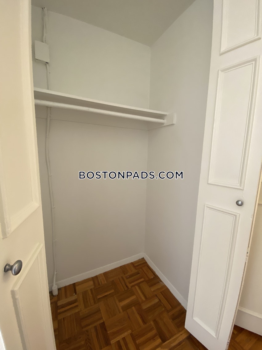 BROOKLINE- BOSTON UNIVERSITY - 3 Beds, 1.5 Baths - Image 9