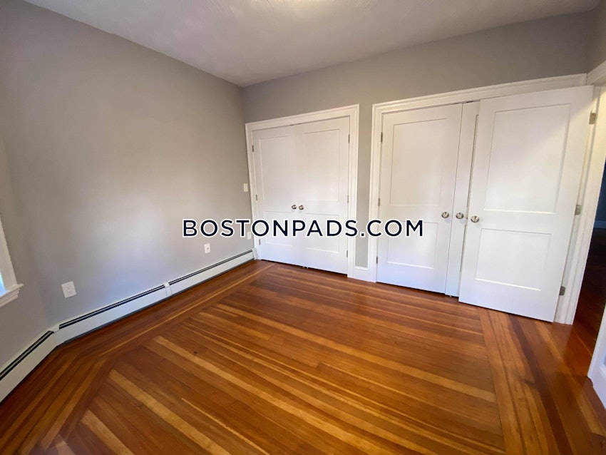 SOMERVILLE - TUFTS - 4 Beds, 2 Baths - Image 22