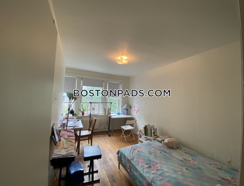 BROOKLINE- WASHINGTON SQUARE - 1 Bed, 1 Bath - Image 29