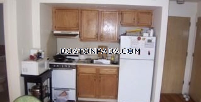 BROOKLINE- WASHINGTON SQUARE - 2 Beds, 1 Bath - Image 41