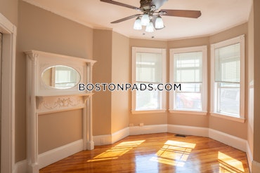 Boston - 6 Beds, 2 Baths