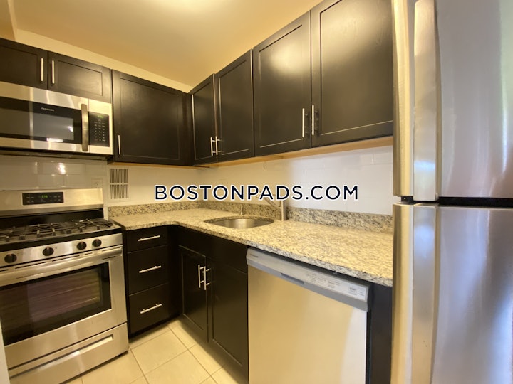 brookline-apartment-for-rent-2-bedrooms-1-bath-boston-university-3350-69243 