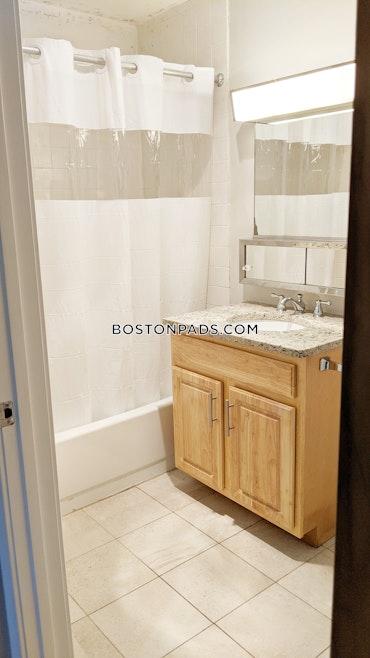 Boston - 2 Beds, 2 Baths