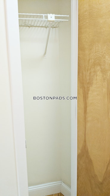 Boston - 2 Beds, 2 Baths