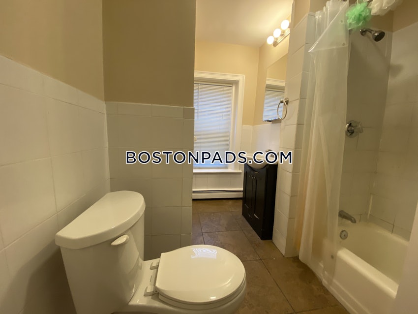 BOSTON - FORT HILL - 3 Beds, 1 Bath - Image 31