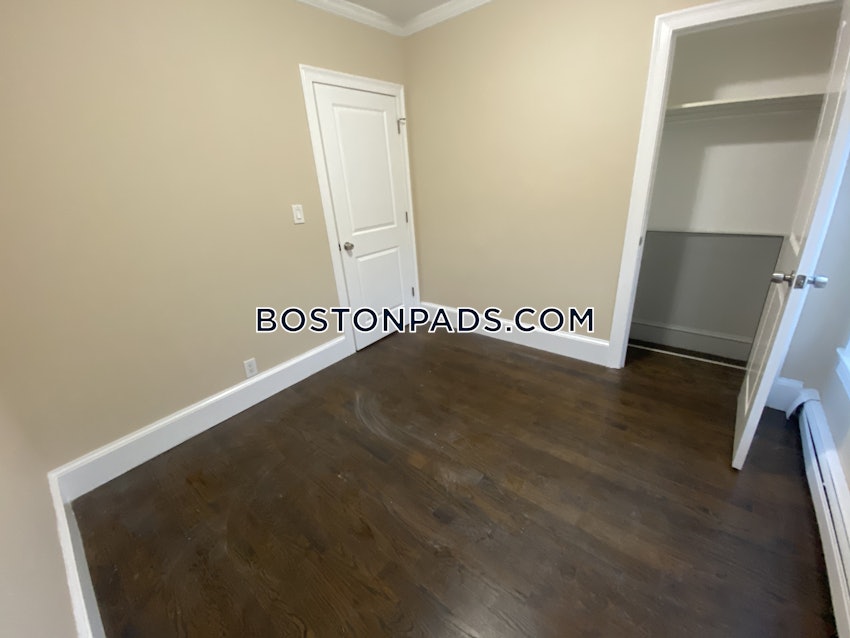 BOSTON - FORT HILL - 3 Beds, 1 Bath - Image 25