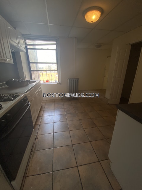 Cambridge St Boston photo 33