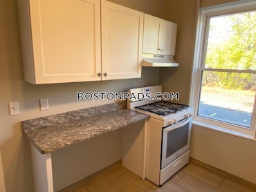 Boston - 5 Beds, 2 Baths