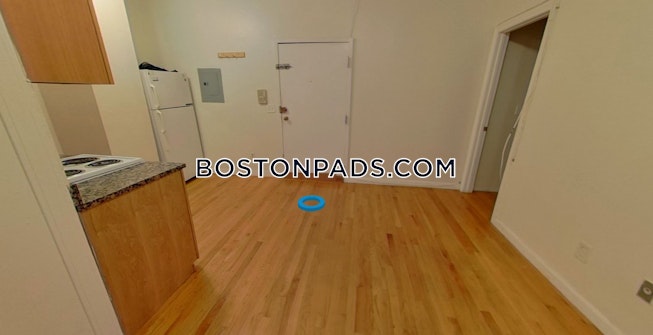 Boston - $3,400+ /mo