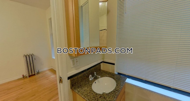 Boston - $3,400+ /mo