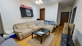 Brookline 3 Beds 2 Baths  Boston University - $4,200 No Fee