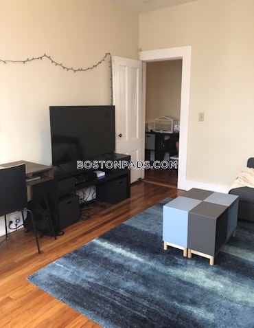 Boston - 1 Beds, 1 Baths