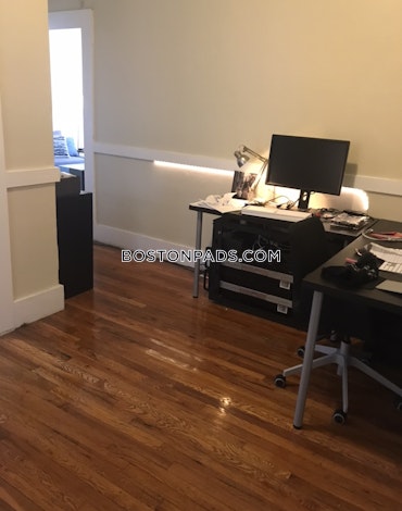 Boston - 1 Beds, 1 Baths