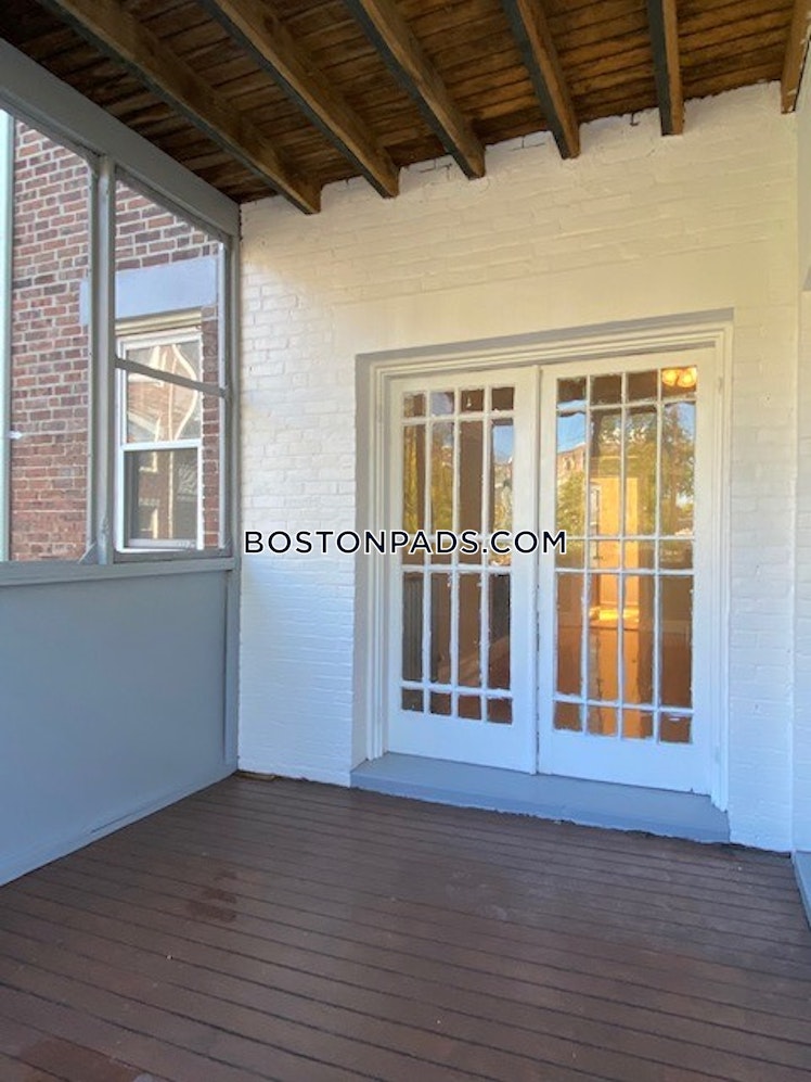 Farrington Ave., Boston