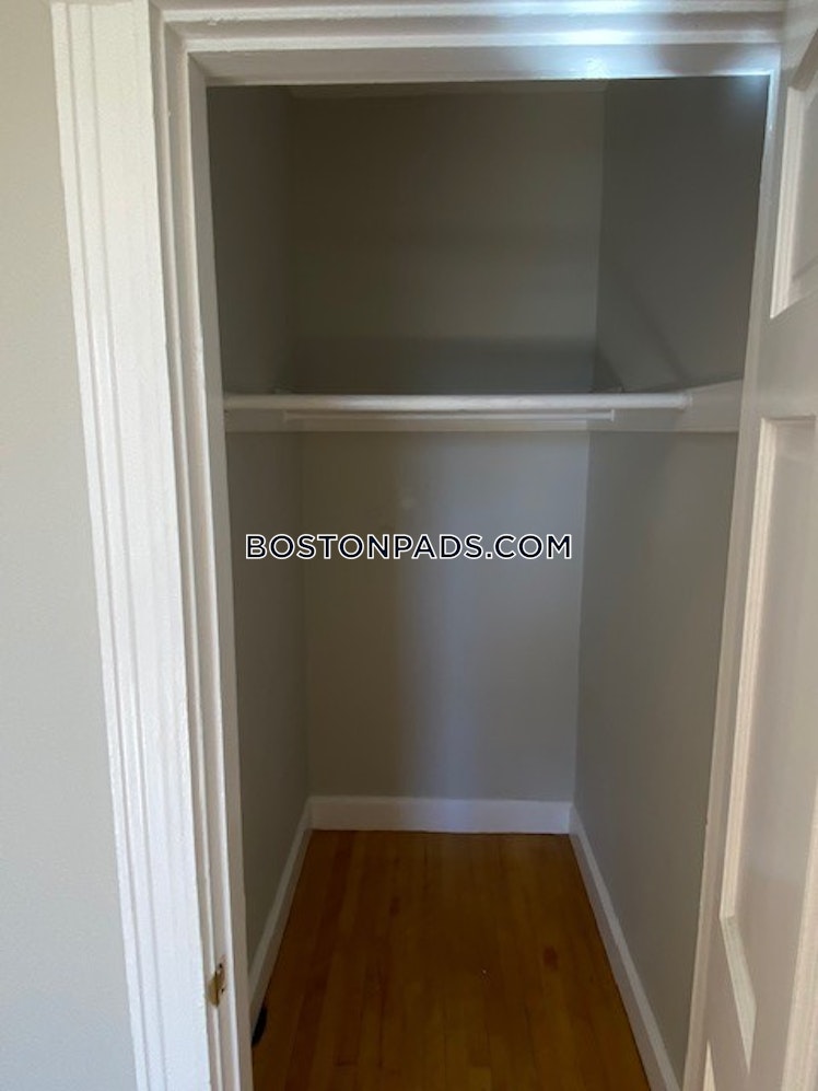 Farrington Ave., Boston