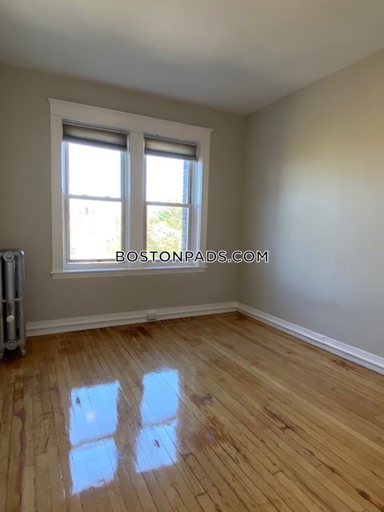 Farrington Ave., Boston