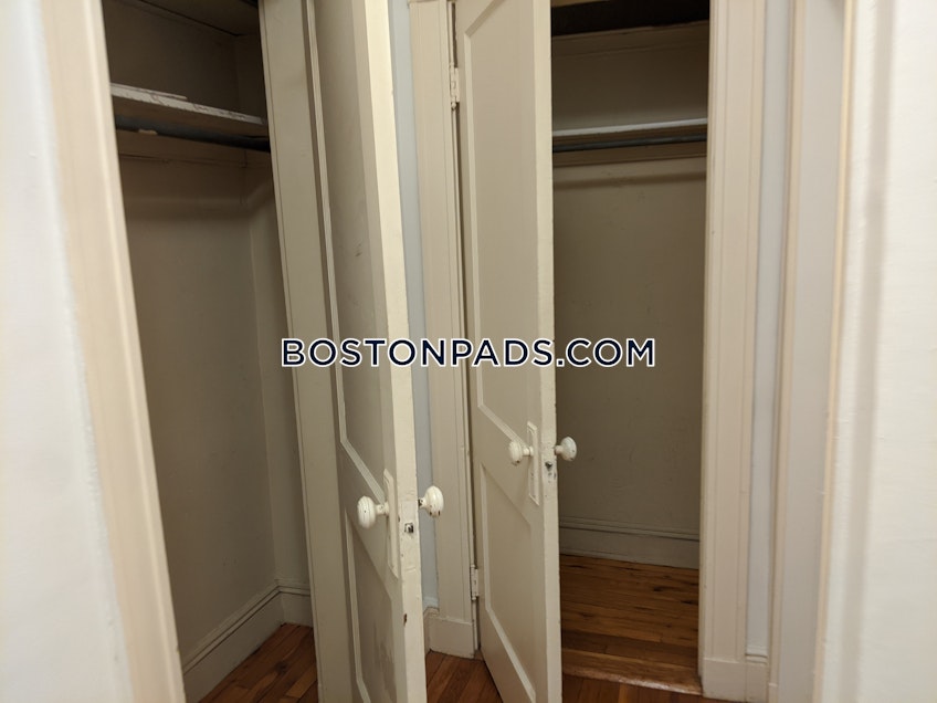 Boston - $2,375+ /month