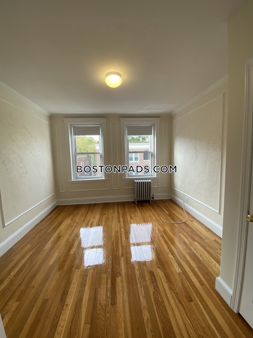 BOSTON - BRIGHTON- WASHINGTON ST./ ALLSTON ST. - 2 Beds, 1 Bath - Image 3